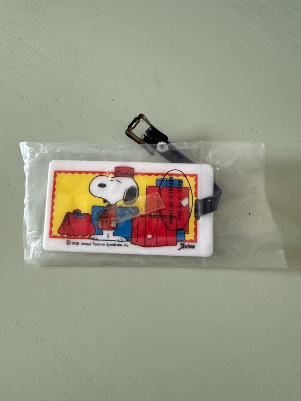 Vintage NOS 1958 Snoopy Peanuts Luggage Bag Tag Aviva Traveling New Old Stock